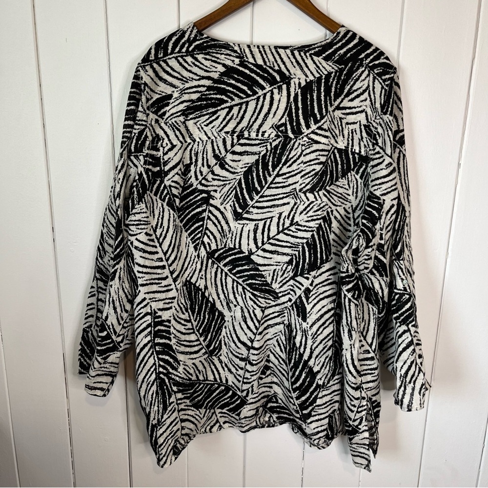 Cynthia Rowley 100% Linen Black and White Palm Print Tunic Top. Size 3X. - Picture 7 of 8